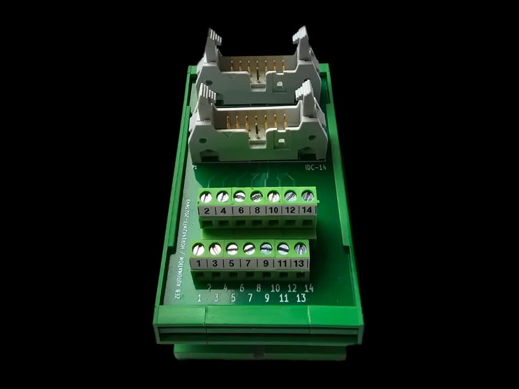 Break-out module 14-pin header connector on screw terminals