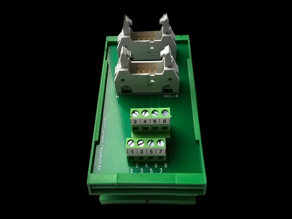 Break-out module 8-pin header connector on screw terminals